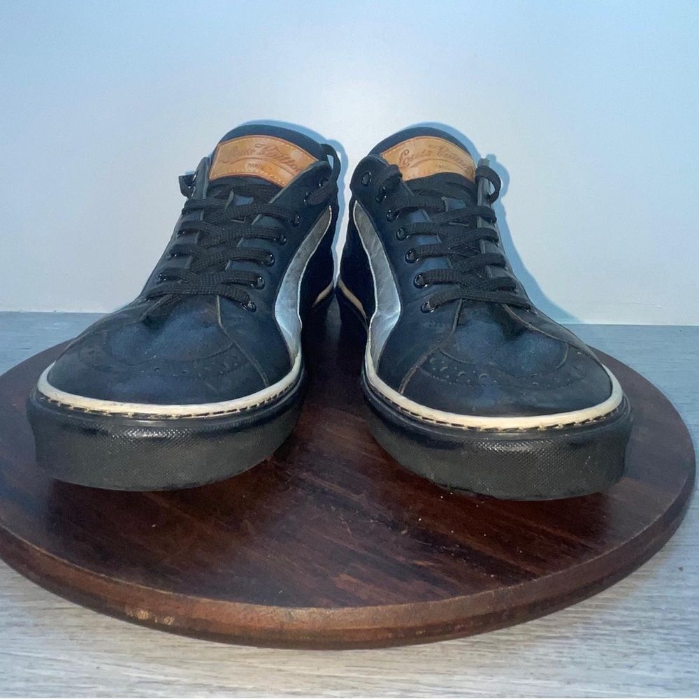 Louis Vuitton Men’s 8.5 Low Top Monogram Logo Leather Black Sneakers Shoes - Picture 5 of 10